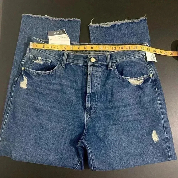 DL1961 New Emilie Straight High Rise Jeans Size 32 Designer - Picture 13 of 17